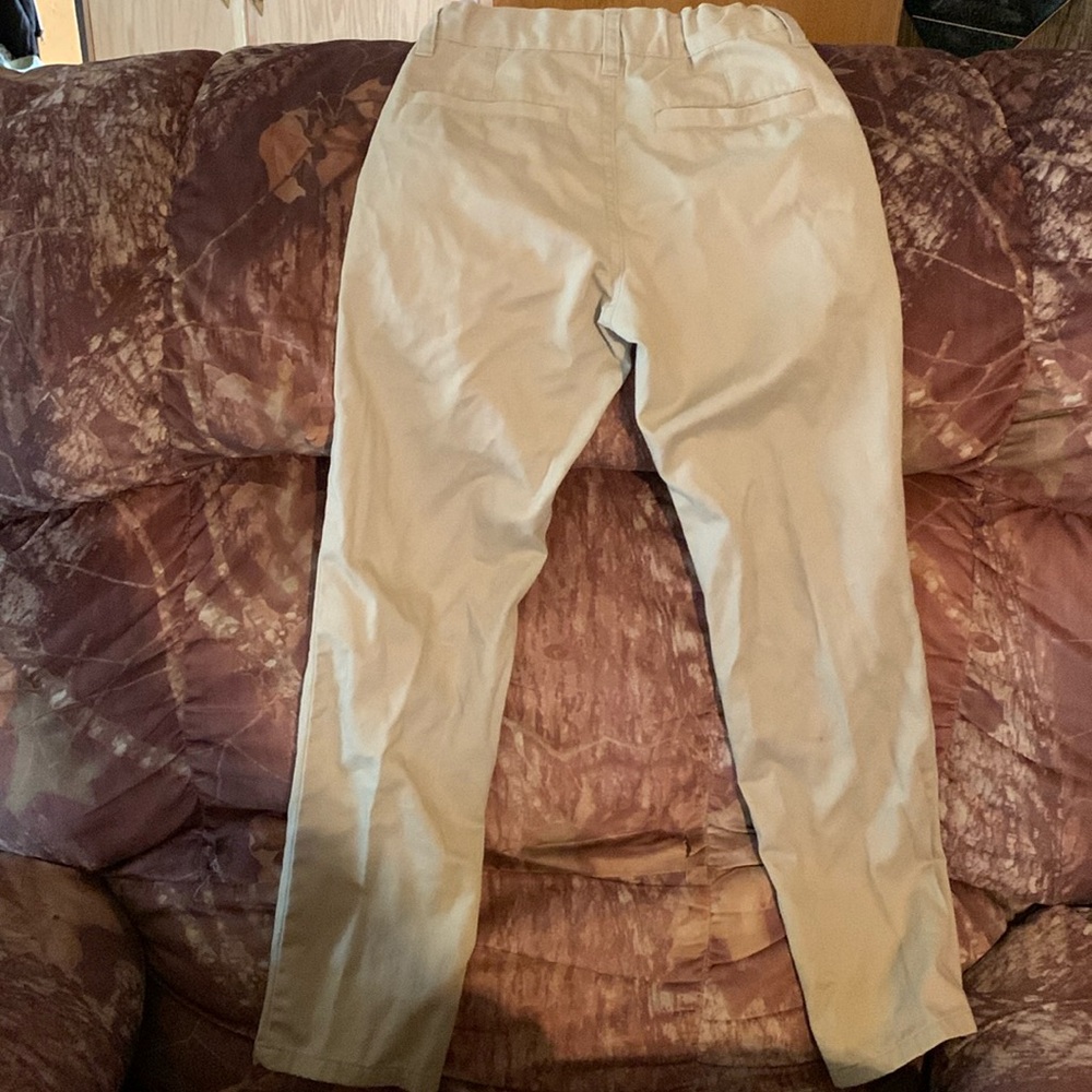Boys Old Navy, khaki pants size 8, slim and has adjustable waist